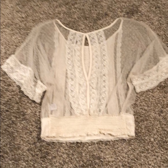 Lace overlay shirt - Picture 2 of 3